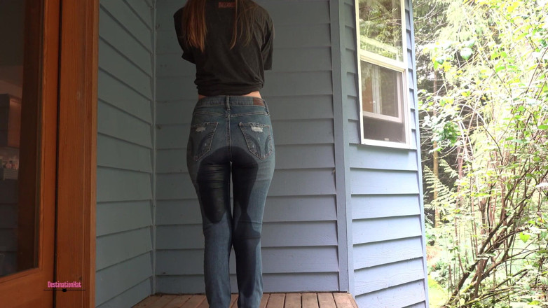 Destination Kat: Pissing in Jeans