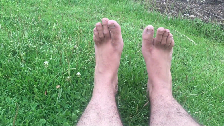 Manlyfoot: Finalmente un lugar para lucir mis pies esperando a que...