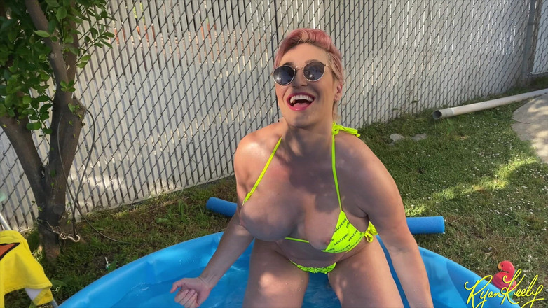 RyanKeely: 거유 밀프 풀 타임 - Ryan Keely