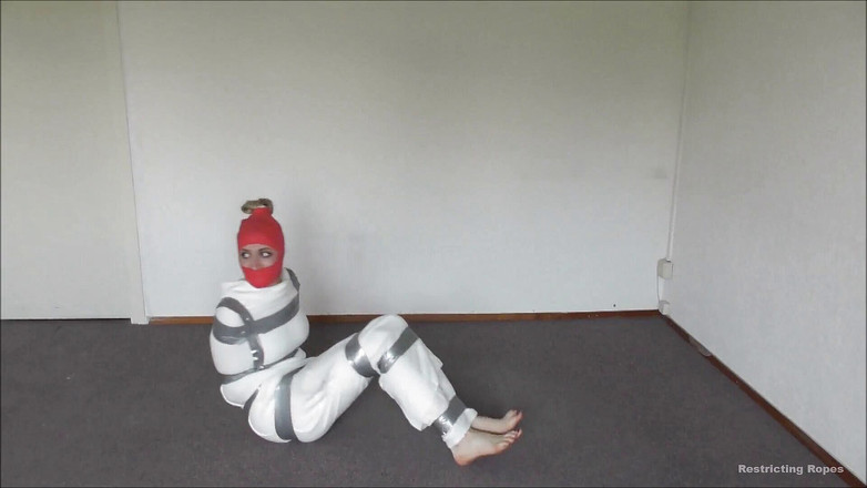 Restricting Ropes: 完全包裹在磁带里