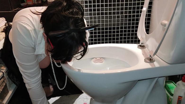 Toilet Mommy: Papa, Punition De Léchage De Toilettes, Humiliation