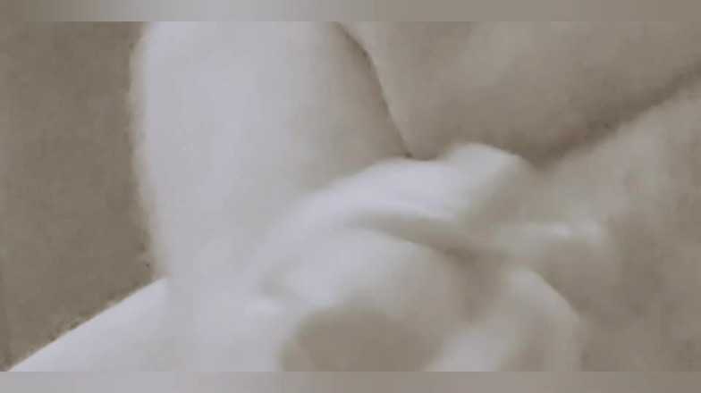 David Harden: Montreal'de Solo Mastürbasyon