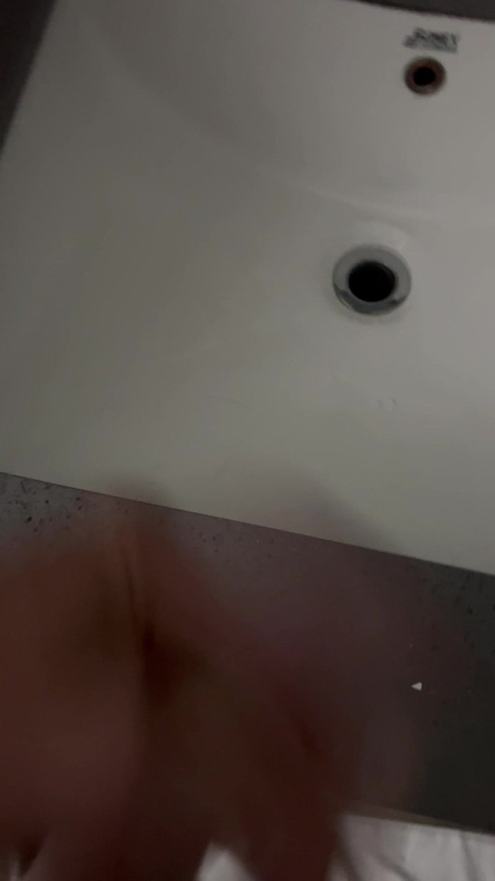 Long Dick Lynn: 長い一日の後に私のペニスをジャックする