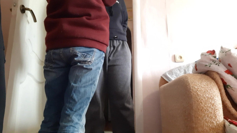 Lesbian-illusion: Iubita mea mi-a mulțumit pentru iPhone lingându-mi pizda, cu Talking