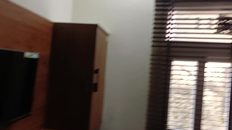 Austin Rose: 내 자지를 빨아주는 미시 인도 남자