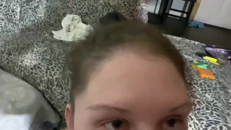 Reez: 그녀는 좋고 섹시해