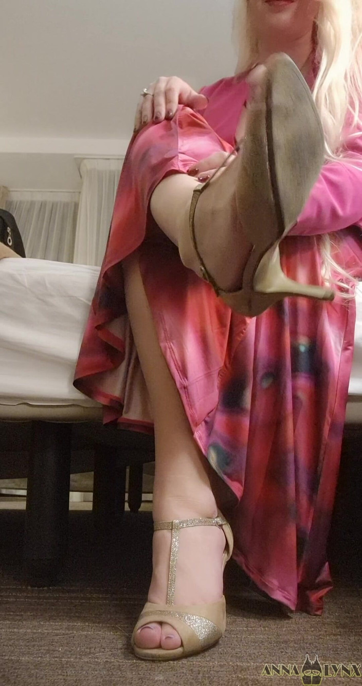 Anna Lynx: Mi toro i tacchi alti dopo una festa