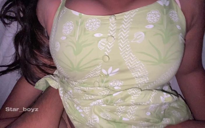 Star_boyz: Vídeos virais de desi babes