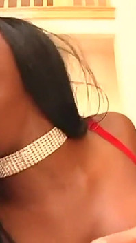Jada fire liebt großen weißen schwanz in ihrem arsch