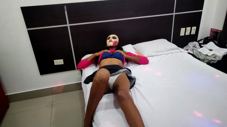 NEGRITA SEXY: 我很兴奋，我想自慰，我受不了，因为我是一个热辣的黑人女孩，我就知道了，那种手淫