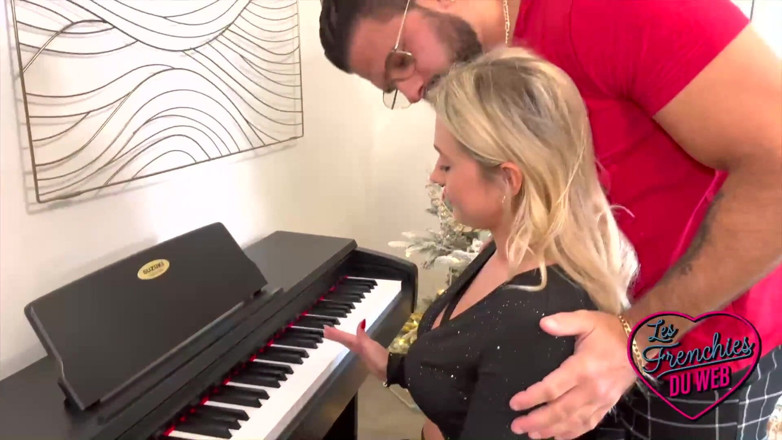 The Frenchies of the web: Miss Alice Gets Fucked During a Private Lesson