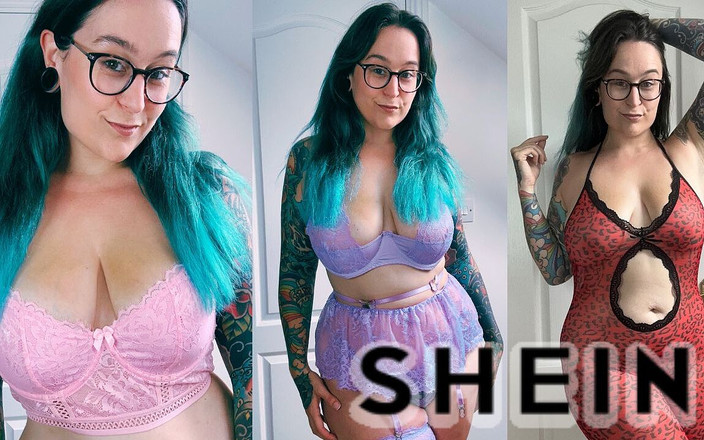 ElizabethsLingerie: Chlupatá vnadná alternativní modelka zkouší spodní prádlo