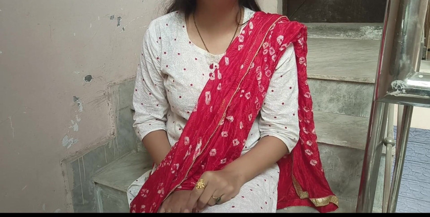 Saarabhabhi6: Хінді, рольова історія сексу - дезі зведена сестра пестила маленький член зведеного брата, а потім лизала її пизду