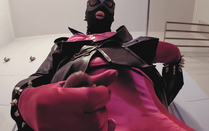 Tranny Bunny: Fetis conejito de cuero chupa grande polla máscara vestido rosa...