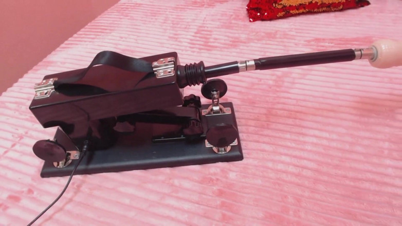 Dream Factory: Fucking machine for submissive mature