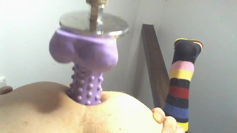 MeandI2: A fucking machine fucks my ass