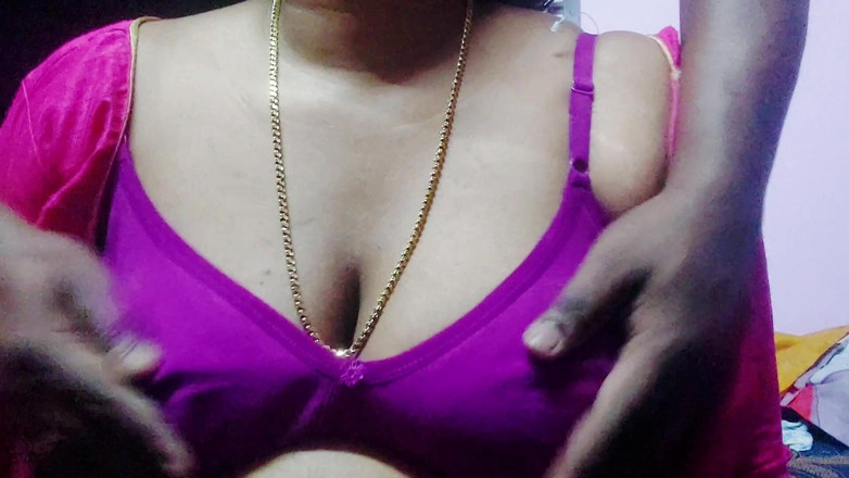 Desi Mohini: Super Hot Desi Women Mohini Has Sex with BF