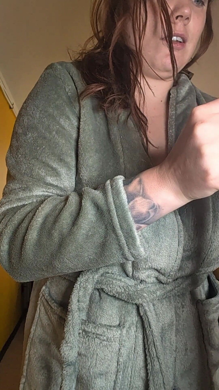 Bastet: Rádi sledujete, jak vaše máma zkouší spodní prádlo? Podívejte se...