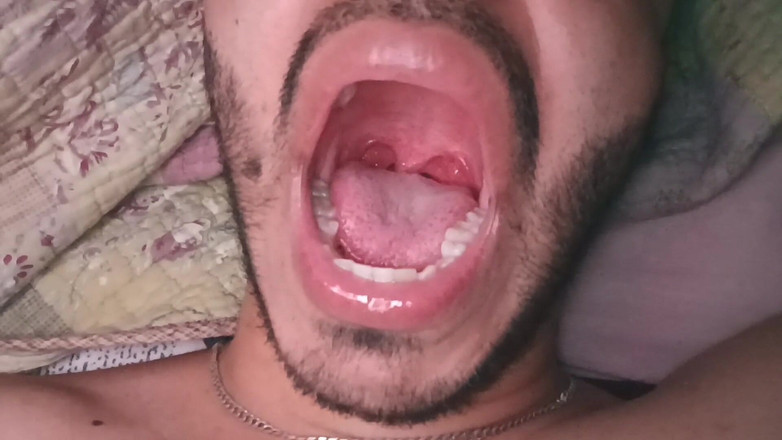 Tommhot: 平安夜后在封面下自慰