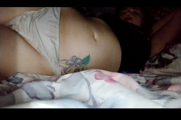 Freakshowsuckerr: Ragazza carina che si sgrilletta