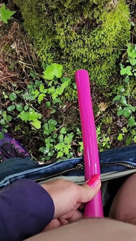 Tree Piss with Female Urination Device
