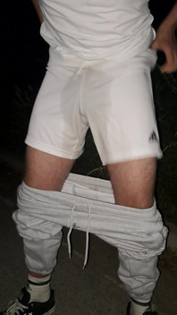 Benjii Pissing Himself