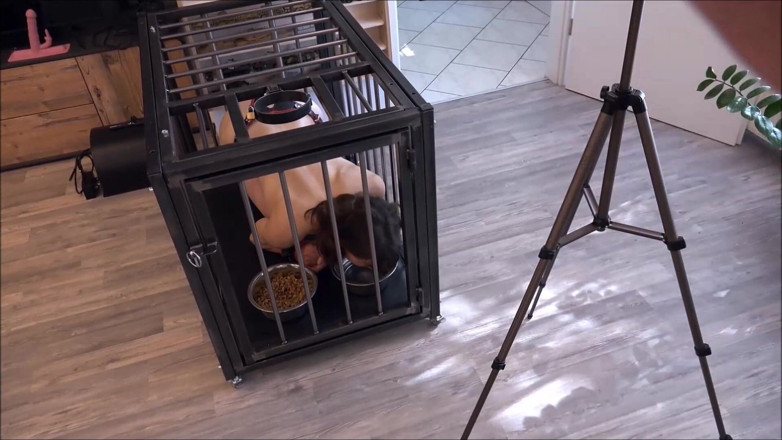 Master-Thomas: Sexslave in Steelcage Used by Her Master