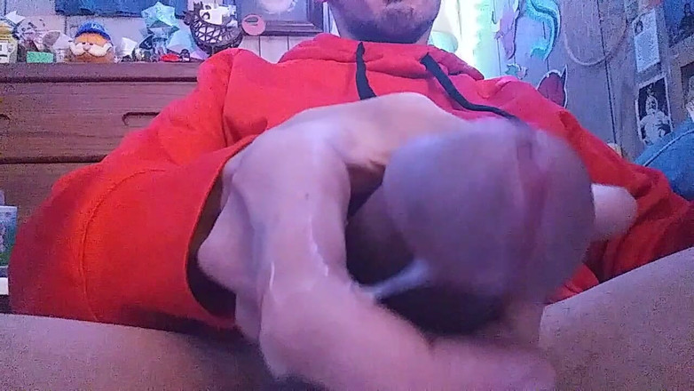 KingSpade: Mladý muž je nadržený a dojí jeho rock tvrdého ptáka