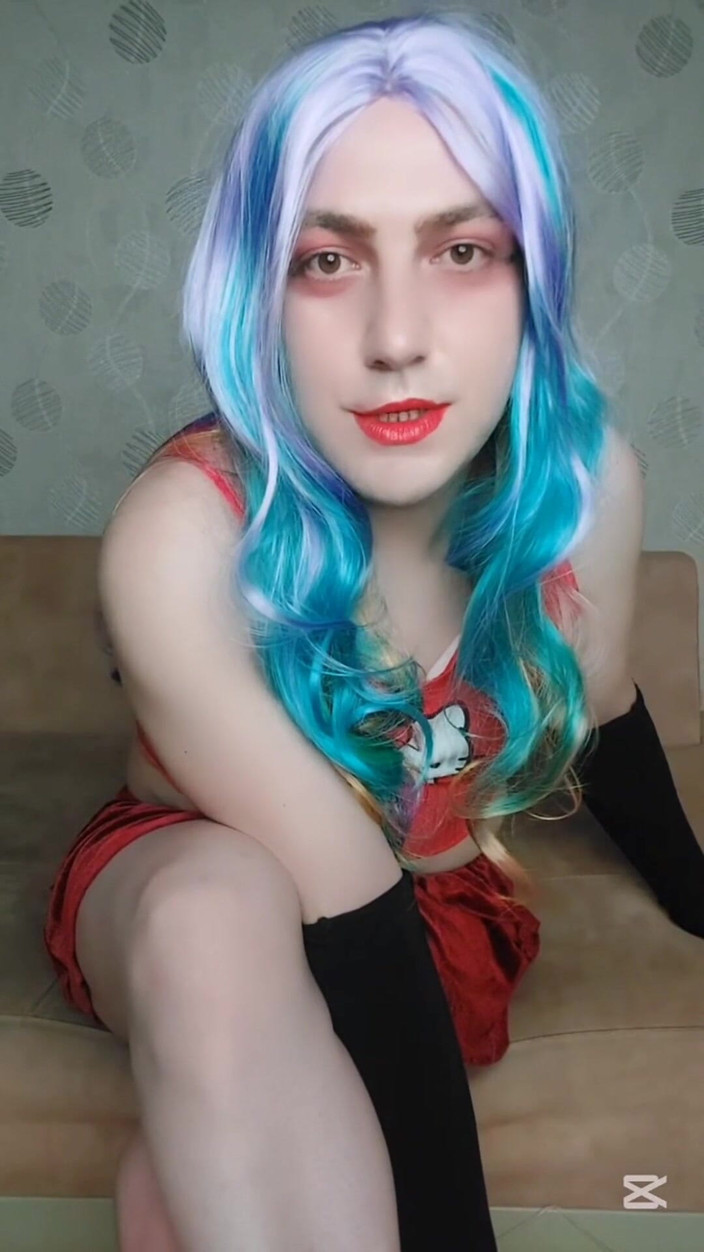 Kitty_Cross: 뚱뚱한 금발의 레이디보이 펨보이 모델 코스플레이어