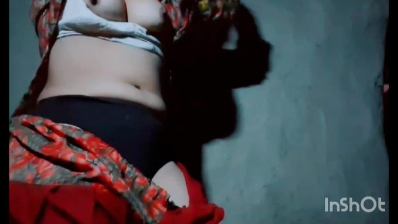 TricolorMusic3: Žhavá sexy náctiletá roztomilá holka tře Sexy prsa Já ho...