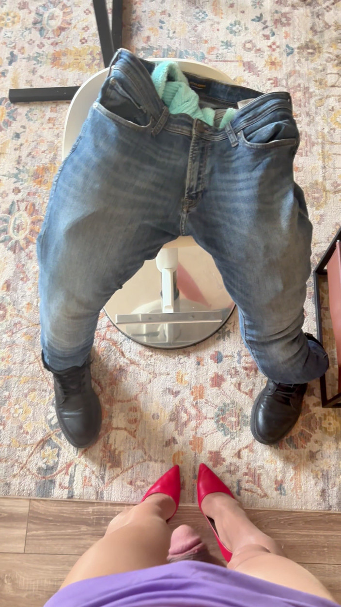 cd_aysemmm: 나는 피자 소년의 공을 분쇄