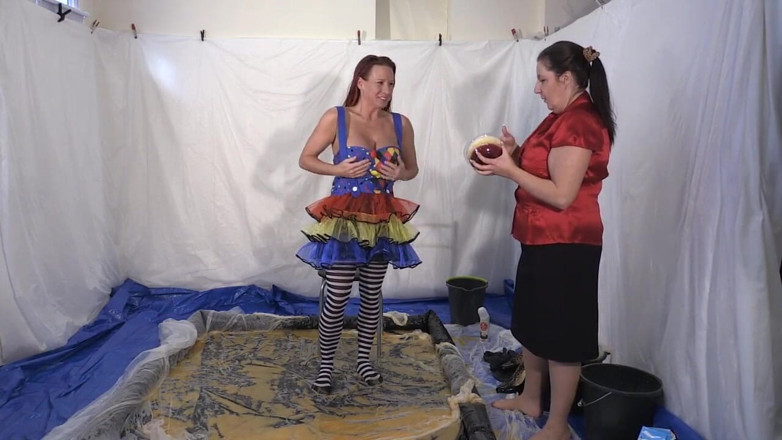 Gunked up girls: Naughty party host Faye Rampton gunked