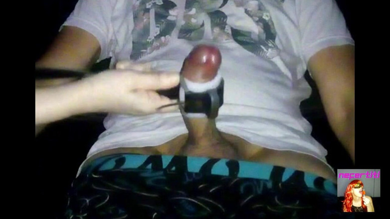 Nefertiti: cureaua pe pulă