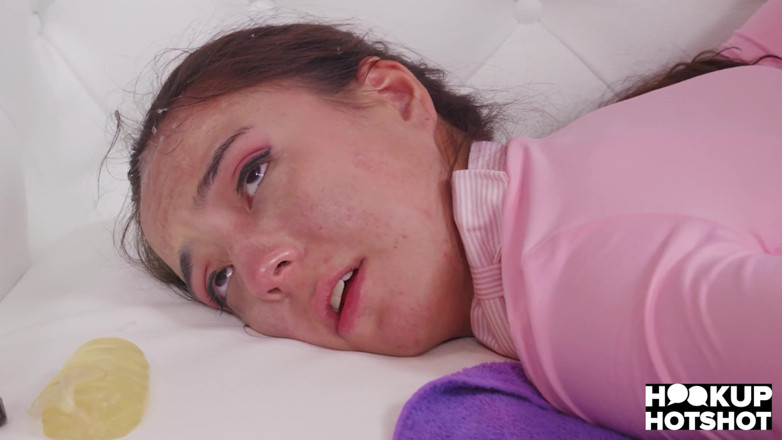 Hookup Hotshot: Innocent Sasha Tatcha Asks Bryan Gozzling for Anal Sex!