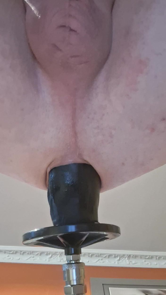 sadiacrossdresser: Fuck Machine