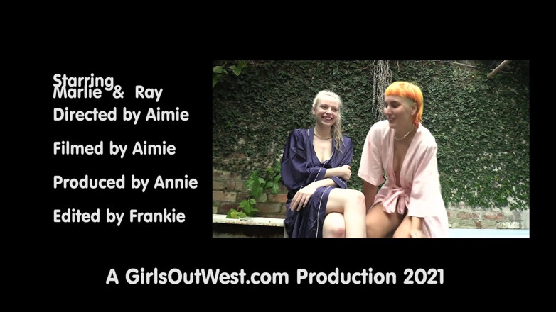 Girls Out West: Urocza Marlie i Ray liżą i palcami owłosioną cipkę w...