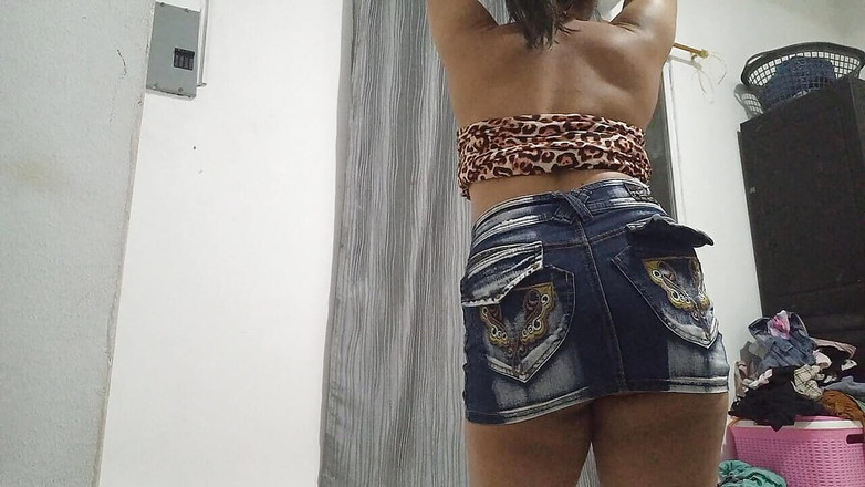 PATY PATY: Attenzione!! La matrigna ninfomane viene catturata in una videochiamata con...