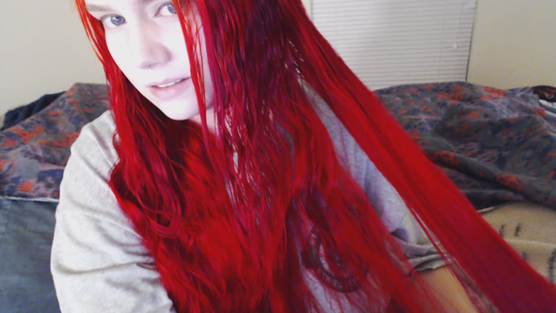 Scarlet Vixen: Brushing My Long Red Hair