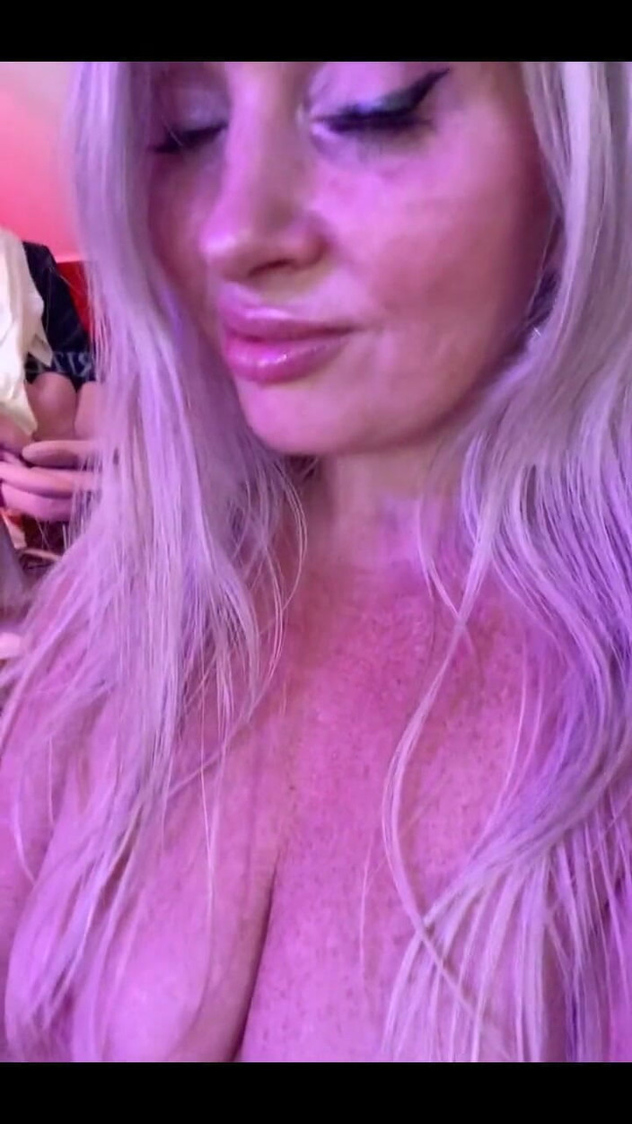 PaintedRose: 自分を愛しなさい、私も同じことをしています