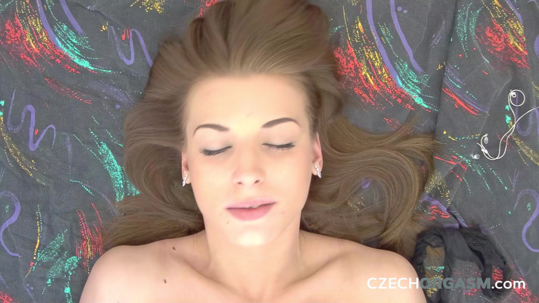 Czech Orgasm: Czech Orgasm 4: Lovely Brunette Pussy