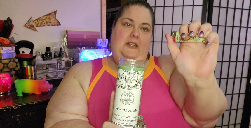 Kitty Delgato: Devino sclava mea scroafă pentru grasă