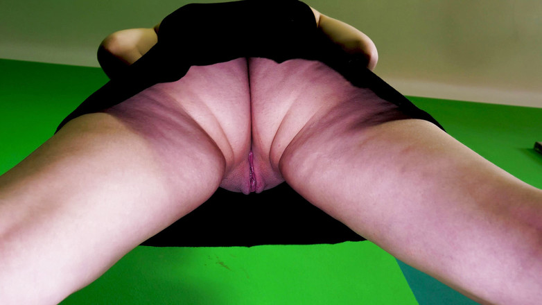 Peaches and Bananas: スカートの下のチェコ語