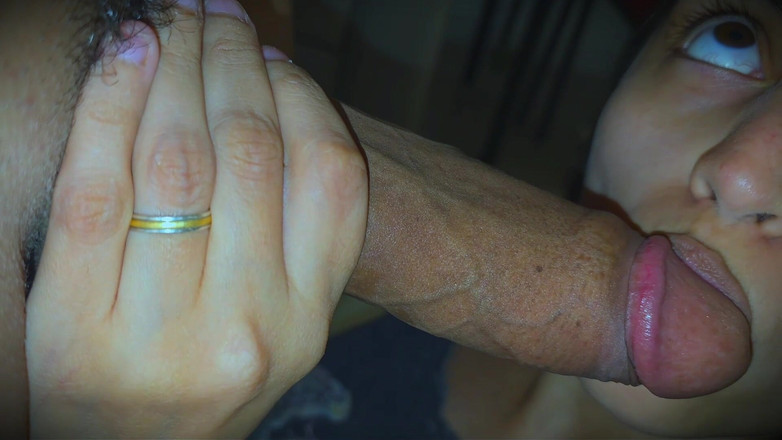 LoverDevilx: Dostanu z něj všechno mléko pěkným kouřením - část 1