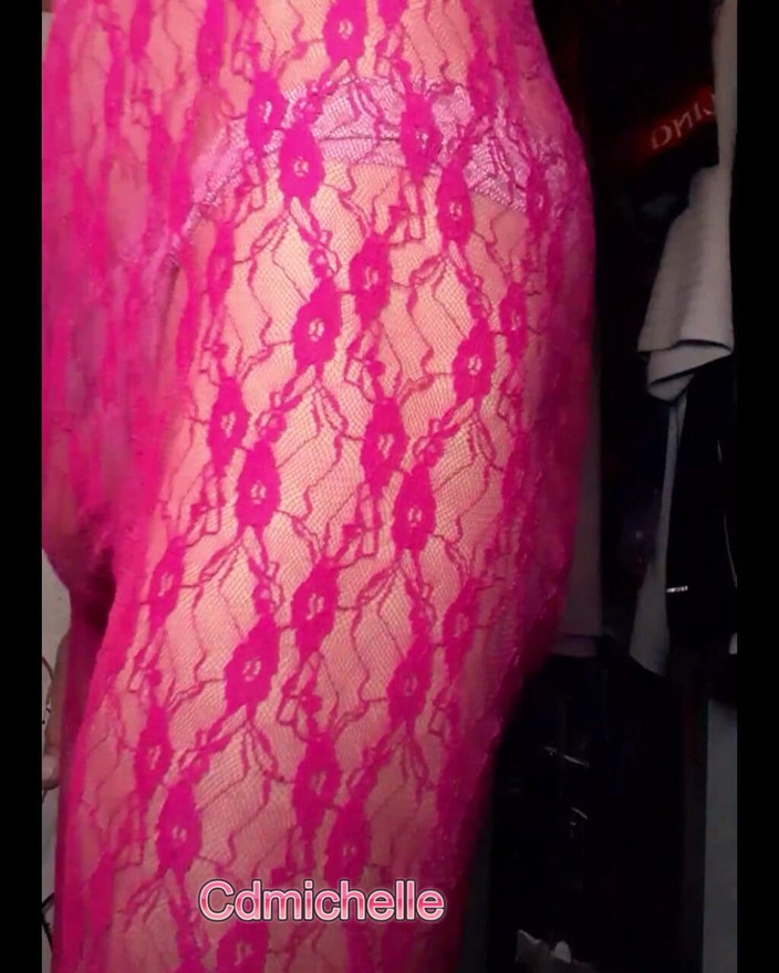 Feeling sexy today crosdressing: Cdmichelle Má Sexy Růžové Legíny