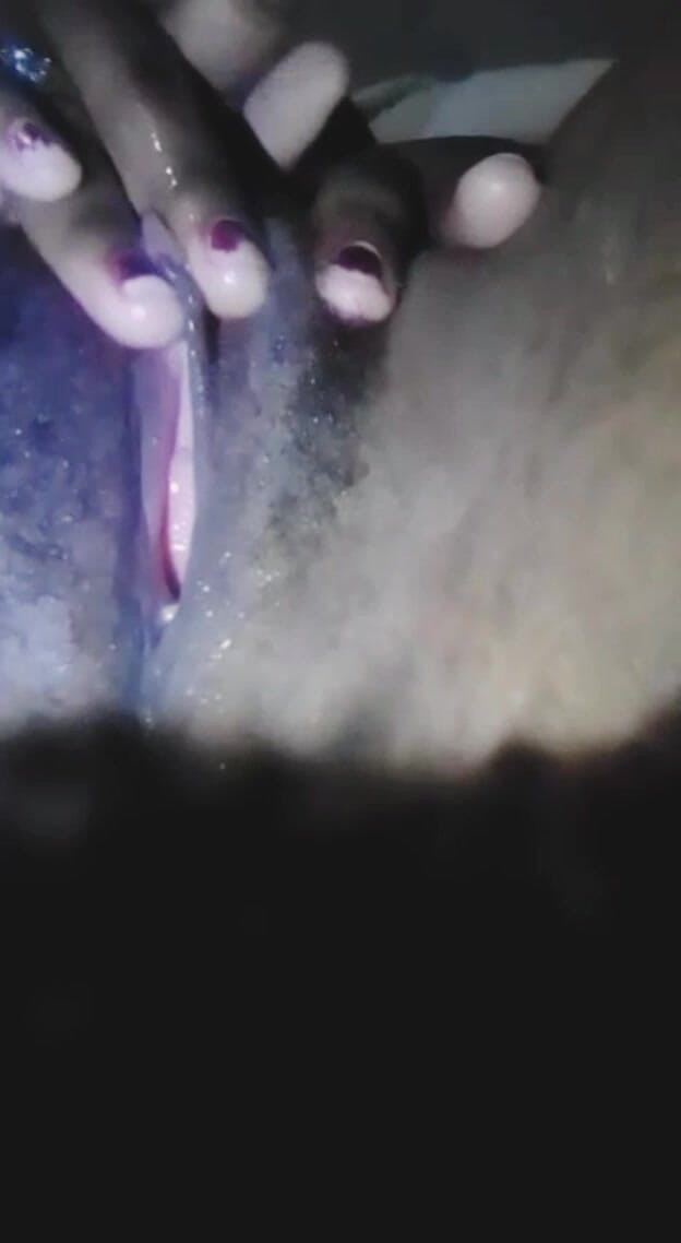 Me and my new slut: Tato děvka je závislá na masturbaci, svém denním jídle