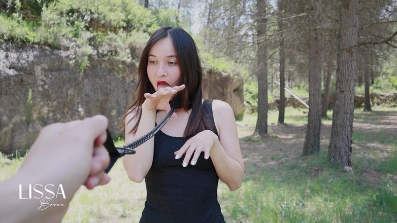 Lissa Brown: Saya haiwan kesayangan dan saya tolong tuan saya - kencing - pov