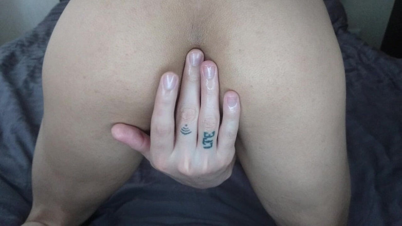 Matthew hotty: Ho messo le dita nel mio bel culo