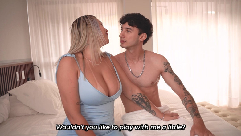 DanielaGomezz: Gi I Lent Trl Seeks Warmth From Her Roommate