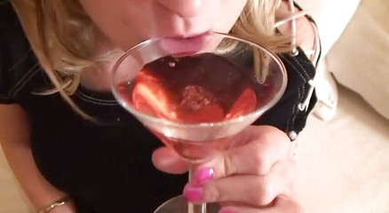 Femdom Austria: Fetishqueen Lucilla You Served a Very Special Aperitif