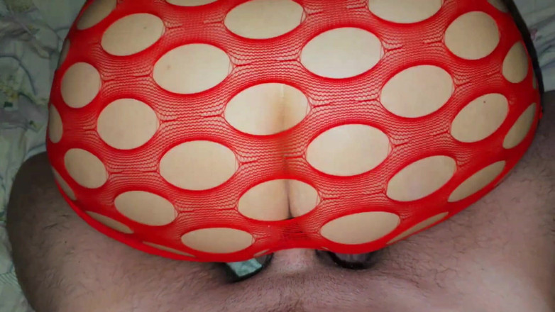 Anna Fire: Elle se fait baiser par un trou dans sa tenue